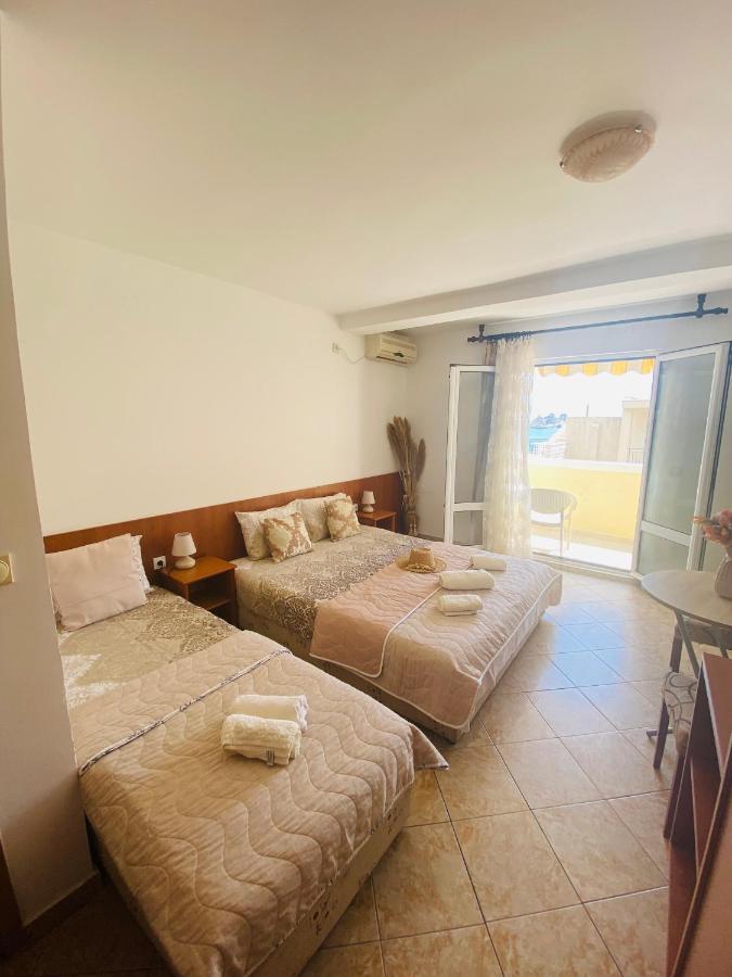 Miomir Perazic Apartments Petrovac Exterior foto