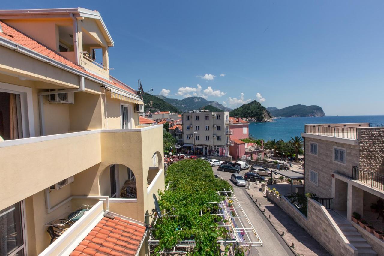 Miomir Perazic Apartments Petrovac Exterior foto